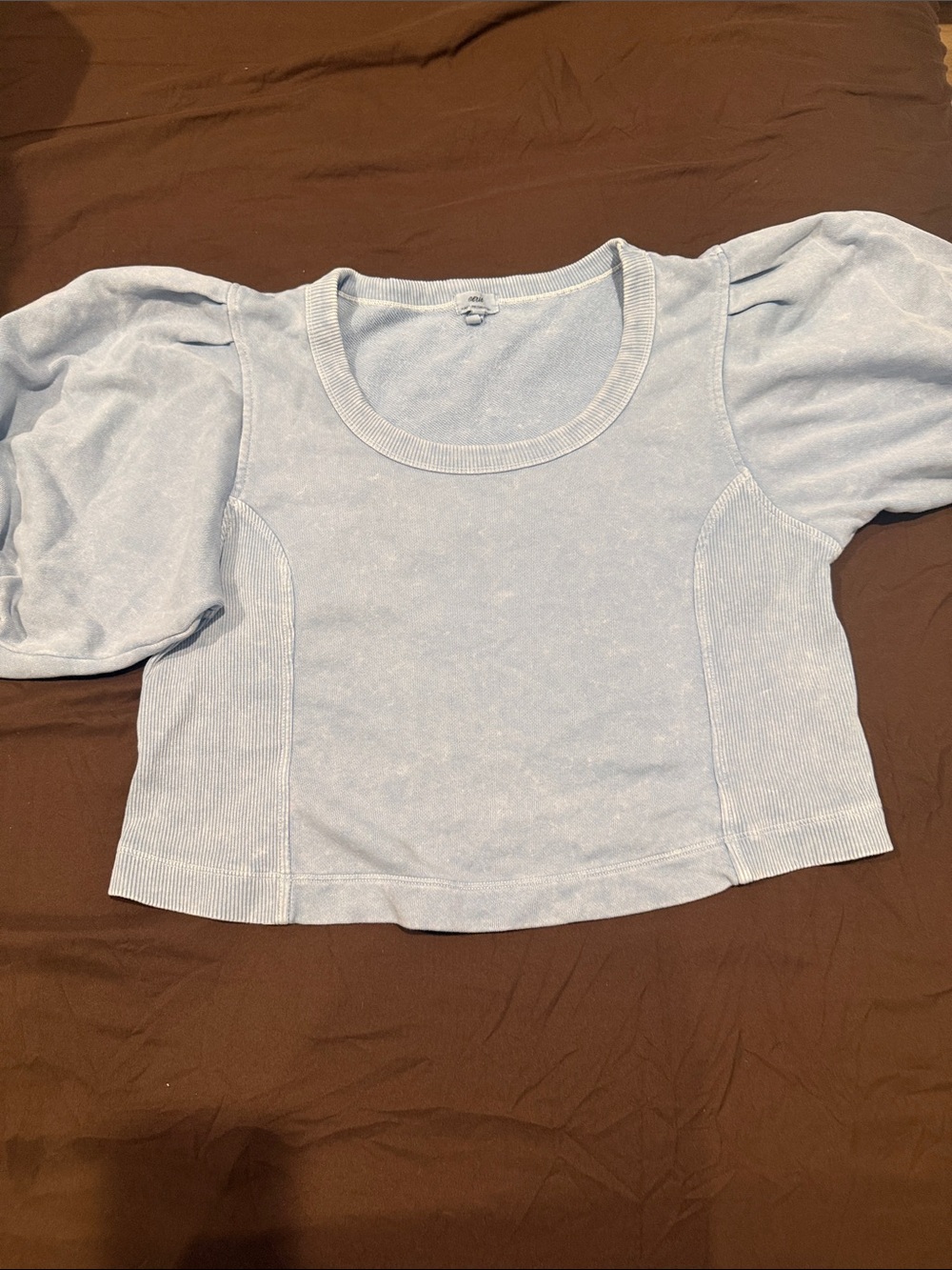 Women’s Puff Sleeve Crop Top - Light Blue